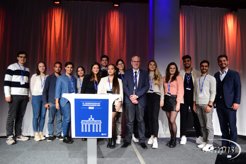 Die Nachwuchs steht in den Startlöchern: Viele junge Implantologen besuchten den diesjährigen Kongress.