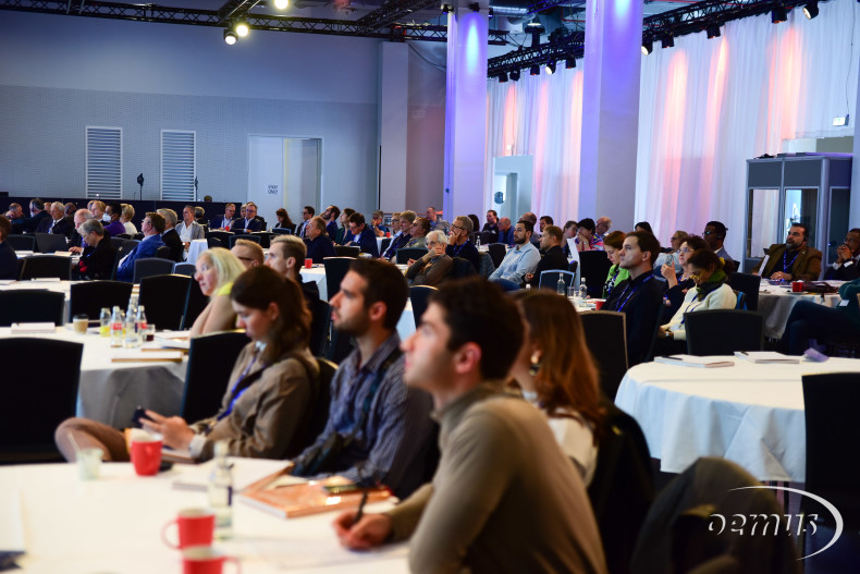 Über zwei Tage hinweg konnten sich die Teilnehmer auf den neuesten Stand in der Implantologie bringen.